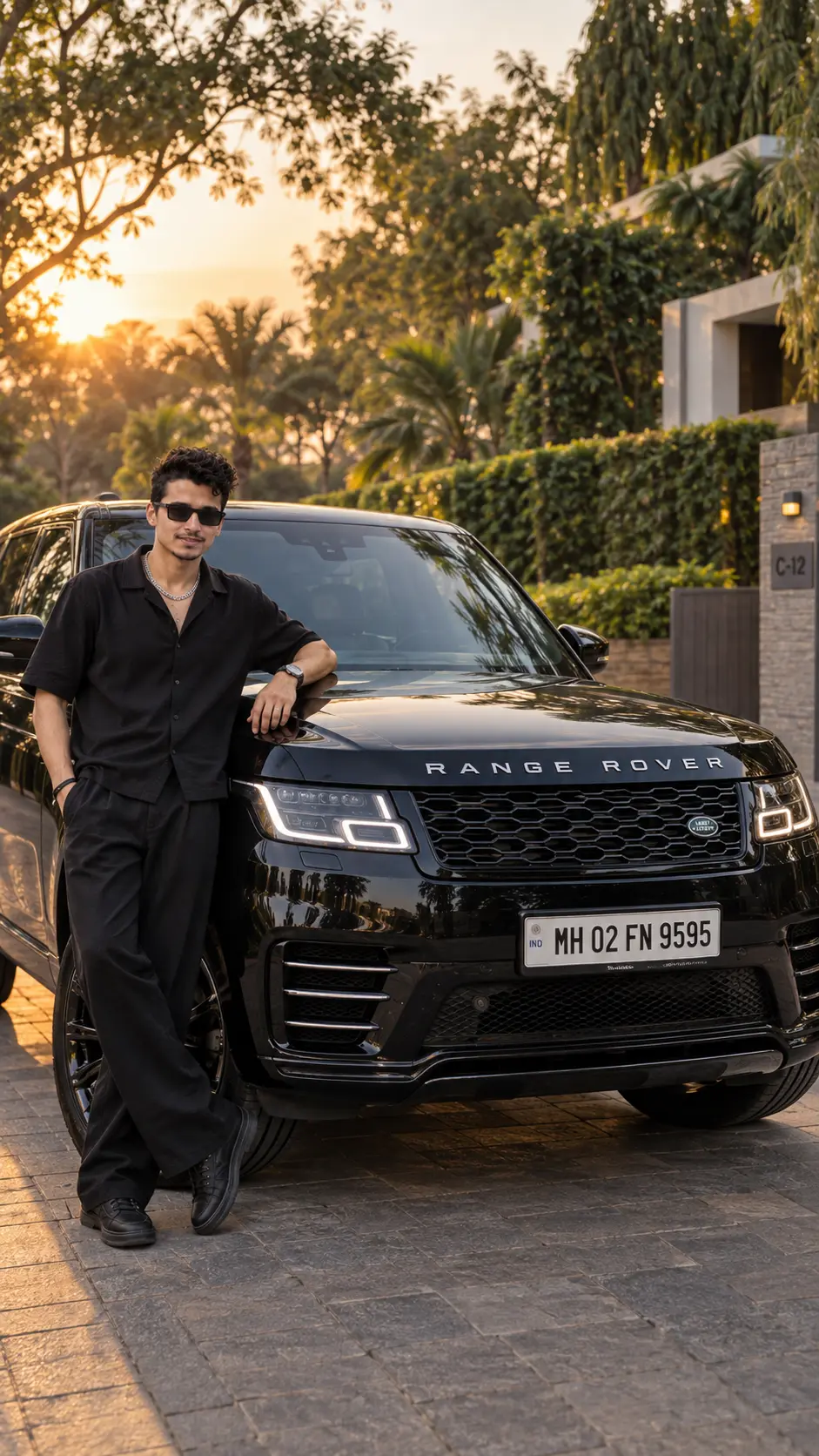 Range Rover Black Full Body Car AI Photo Prompt 2026